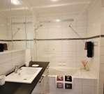 bathroom bathroom